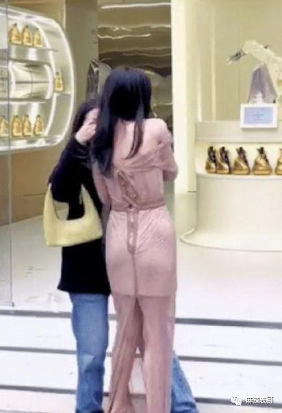 寒酸成这样的vogue盛典，依旧是明星们的修罗场啊