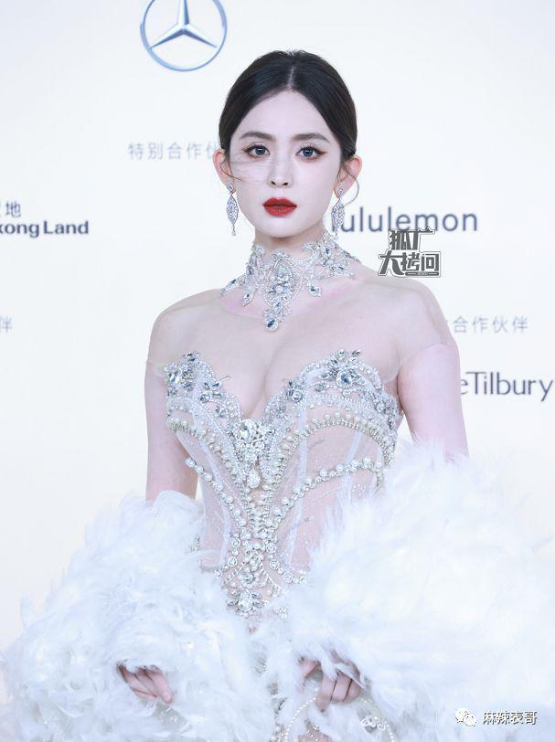 寒酸成这样的vogue盛典，依旧是明星们的修罗场啊