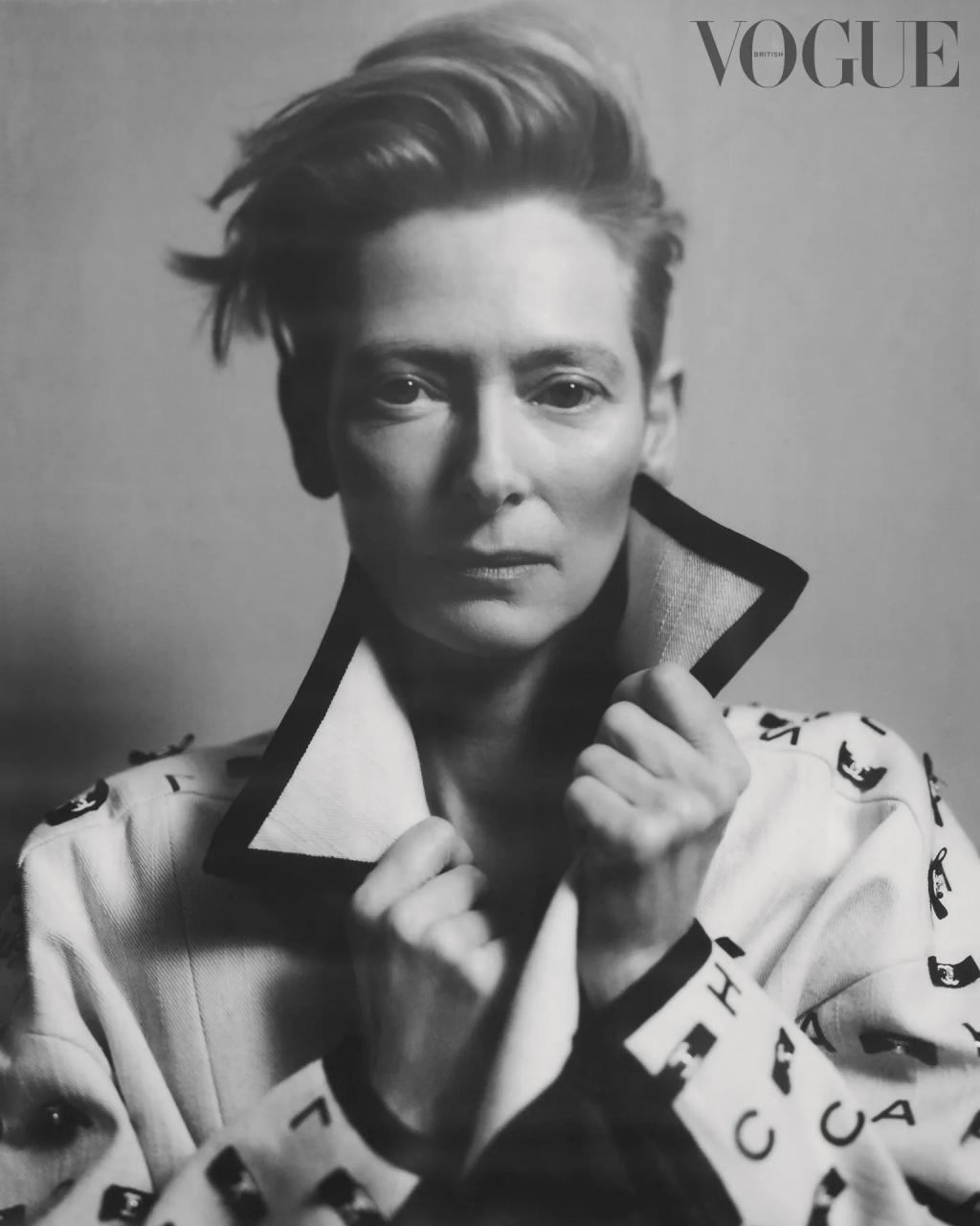 不断换脸的63岁“外星人”，凭什么当女神？