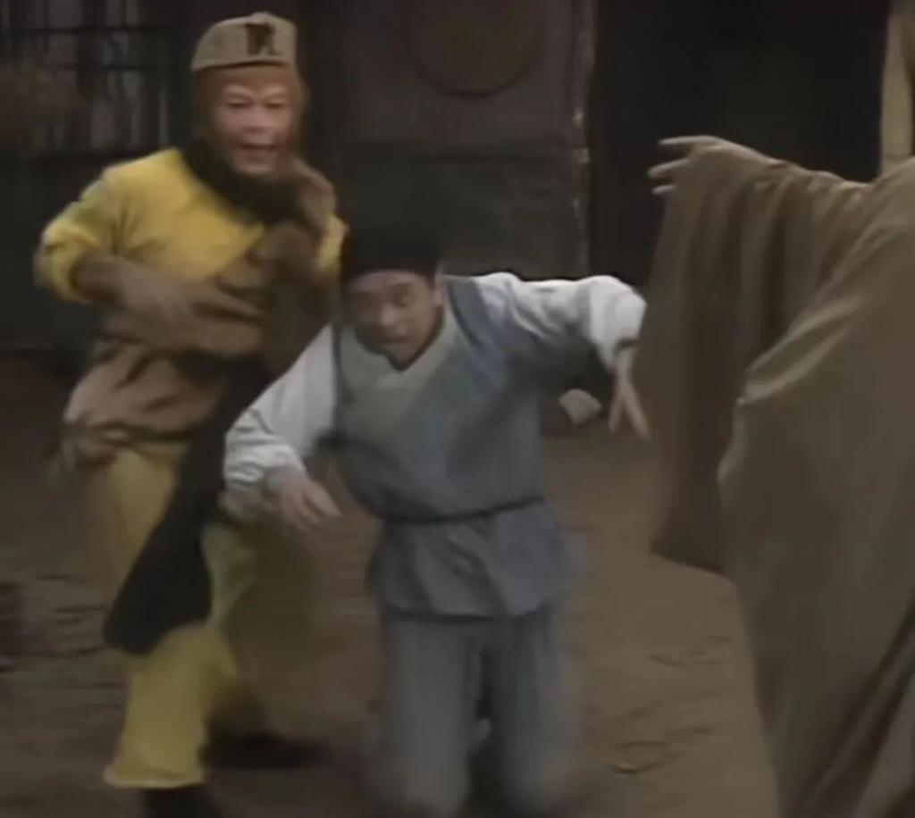 到底谁三观不正啊？
