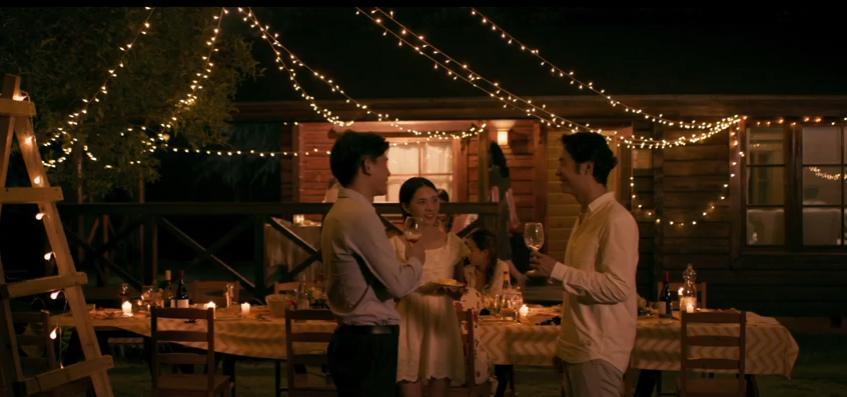 华语圈集体祝贺她，偏偏我们看不到