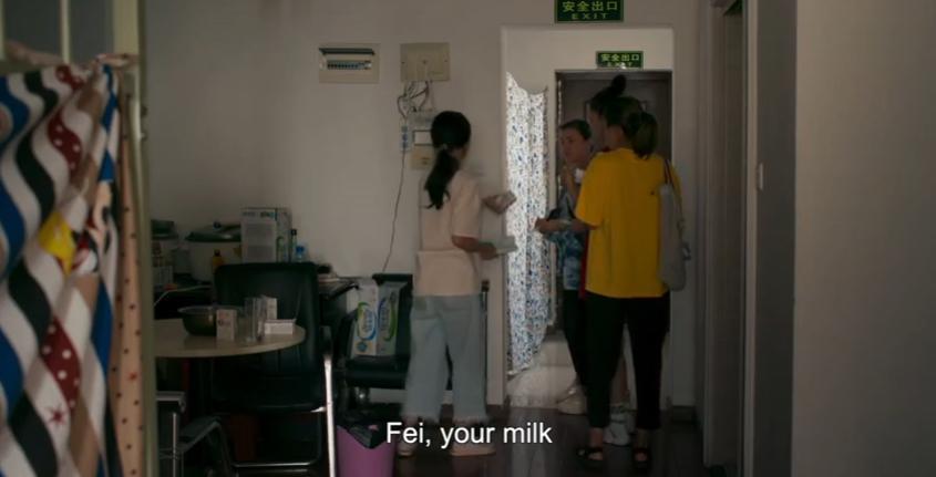 华语圈集体祝贺她，偏偏我们看不到