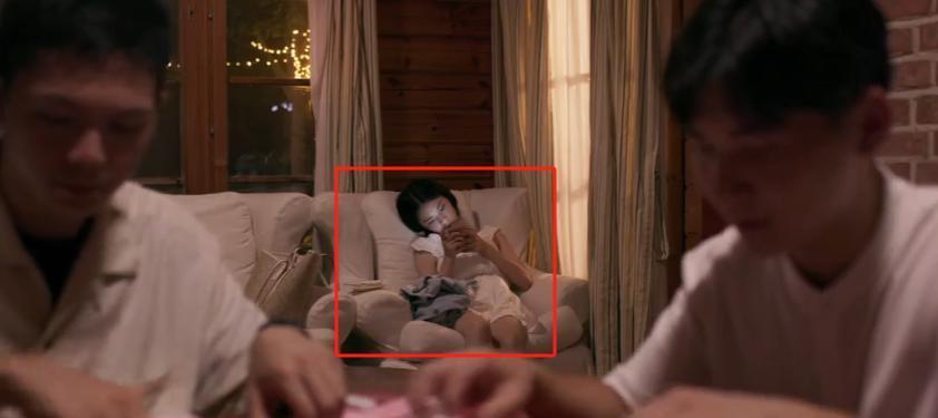 华语圈集体祝贺她，偏偏我们看不到