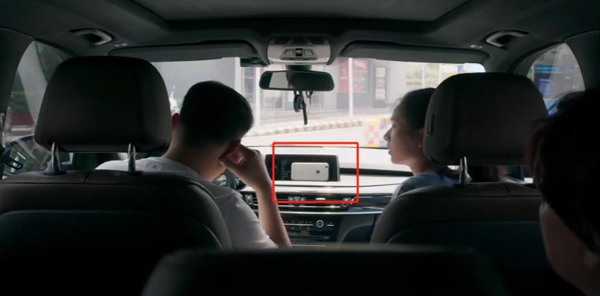 华语圈集体祝贺她，偏偏我们看不到