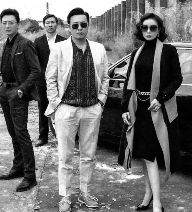 热搜！尖叫之夜6对情侣都有奖：白鹿对张凌赫翻白眼已分手，张颂文高叶超甜蜜