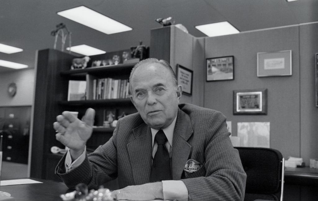 麦当劳终于看懂了金拱门