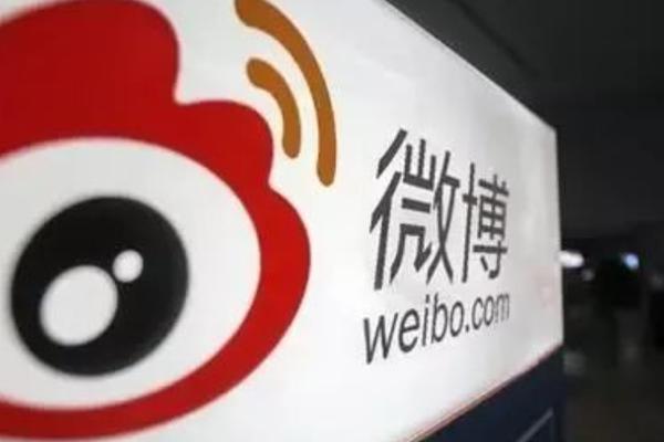 车企公关战，拯救不了微博“中年危机”