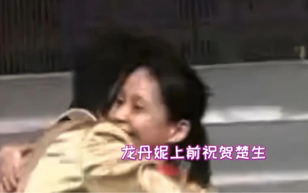 顶流被封杀，227亿男孩翻红始末