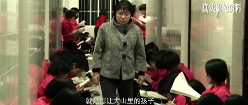 全网吵累了，我才敢聊聊她新作