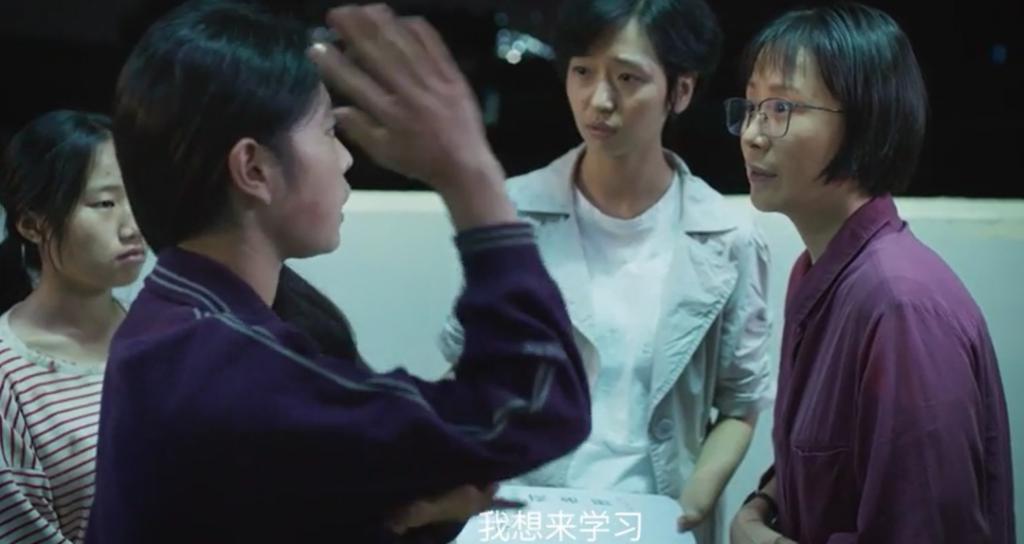 全网吵累了，我才敢聊聊她新作