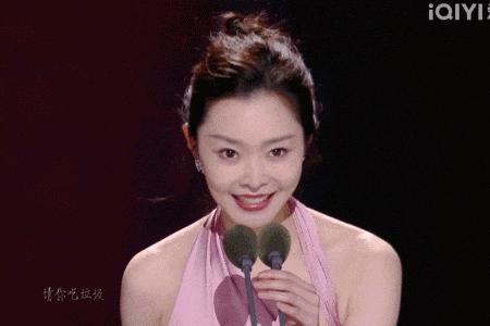 就知道你们真情侣是藏不住的…