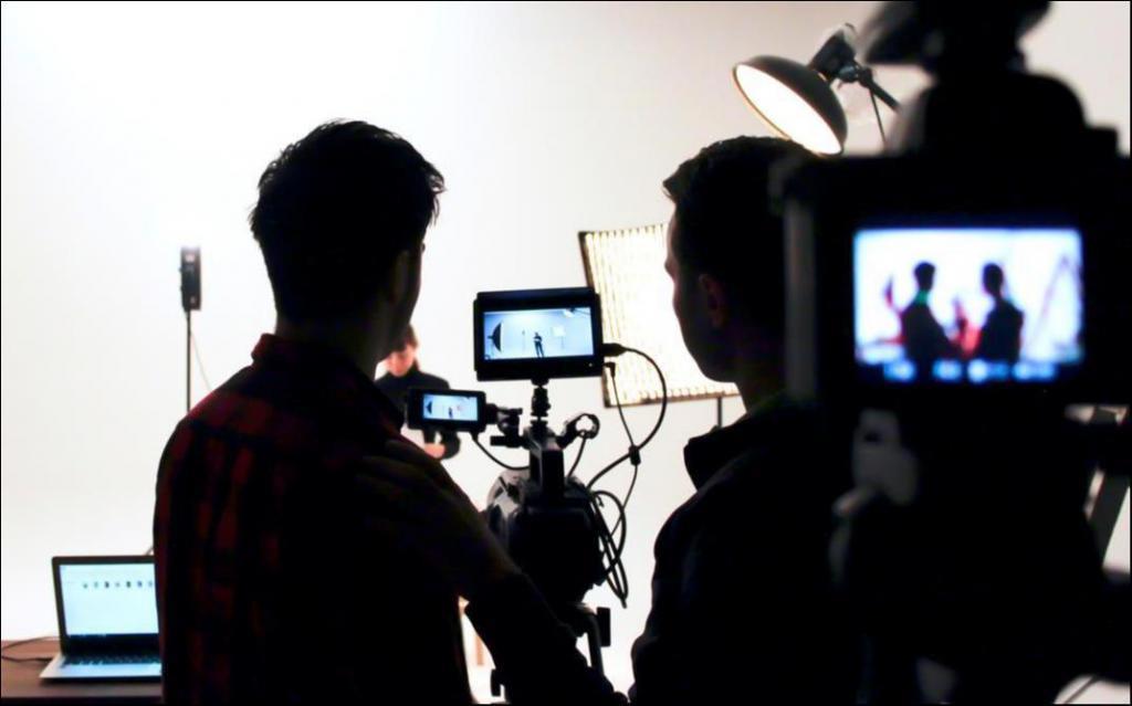 爆火后急刹，短剧行业能否拿到“重生”剧本？