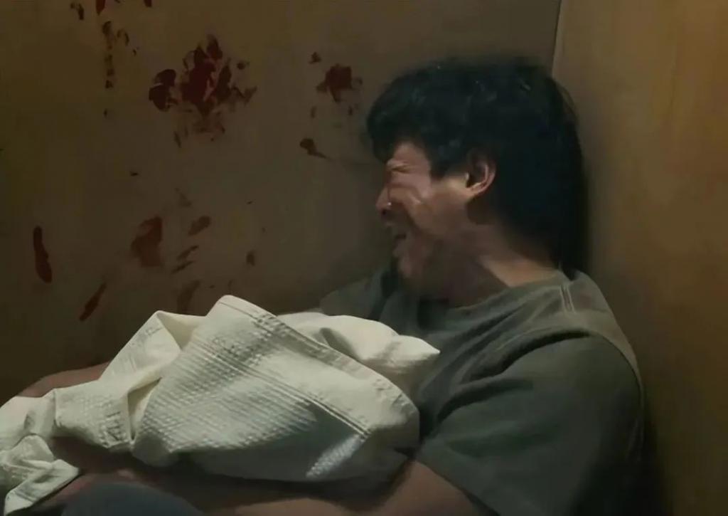 换掉《涉过愤怒的海》的2位败笔演员，这部剧就近乎完美