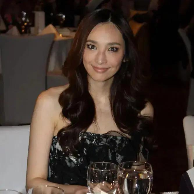 曝纪晓波将吴佩慈名下13亿房产全部抵押，状态“失联”