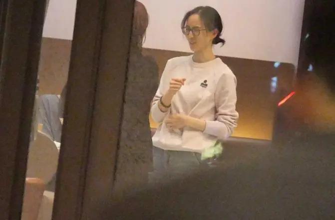 台媒曝柯汶利在张钧甯家过夜 疑似坐实二人恋情传闻