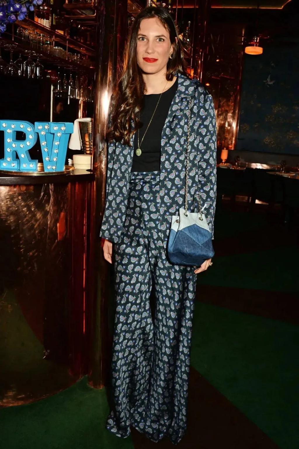 首富下嫁美人家族？她为什么能获得王室专宠？