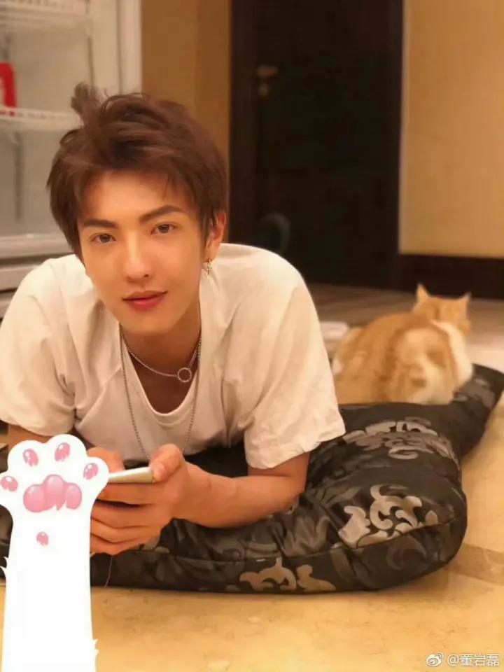 工作而已，谁又比谁高贵…