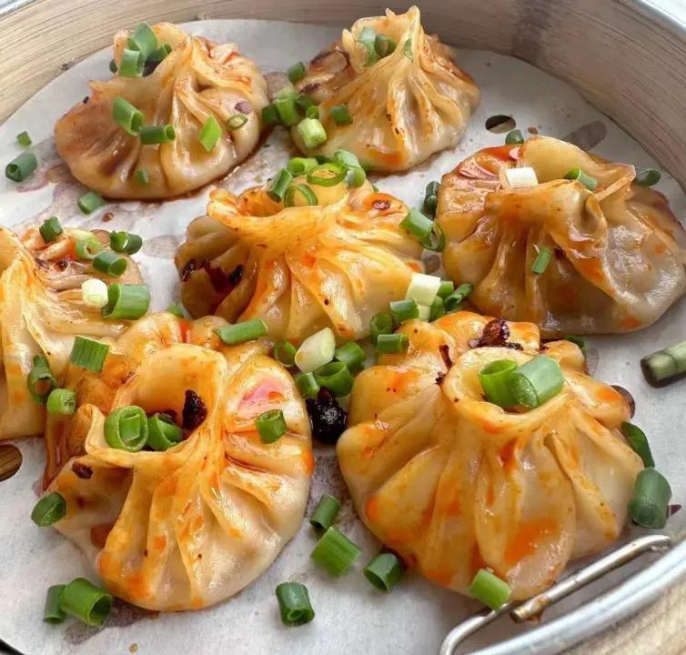 工作而已，谁又比谁高贵…