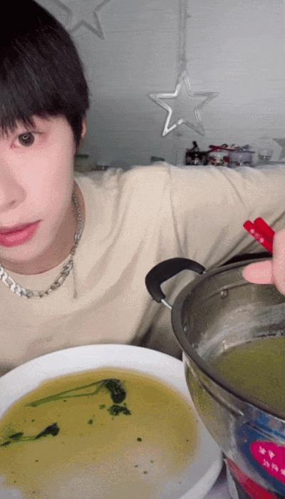 工作而已，谁又比谁高贵…