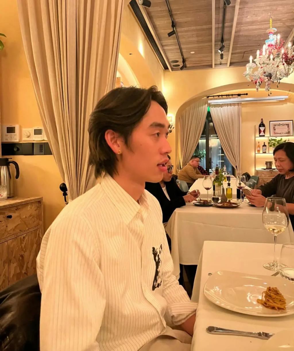 还记得林依轮的大儿子吗？爱情事业双丰收？