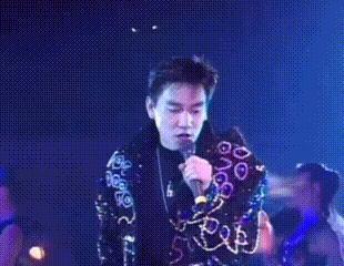 还记得林依轮的大儿子吗？爱情事业双丰收？