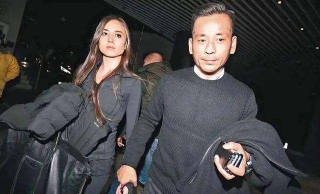 “叠码仔”全军覆没，吴佩慈与她的“赌神”男友和强悍婆婆