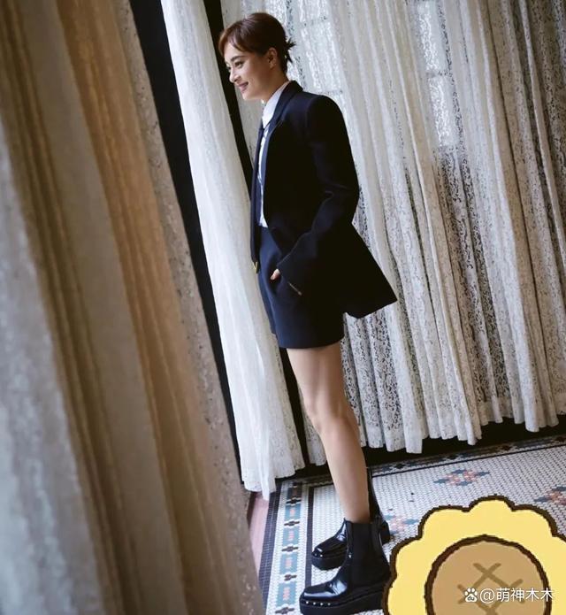 杨紫工作室再遭粉丝围攻，要求撤换造型团队，造型师怒斥