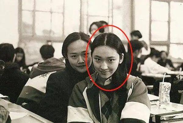 “叠码仔”全军覆没，吴佩慈与“赌神”男友和强悍婆婆