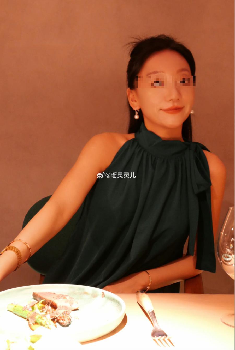 “叠码仔”全军覆没，吴佩慈与“赌神”男友和强悍婆婆