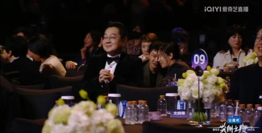 前天晚上，我们忍不住想和爱奇艺打一架