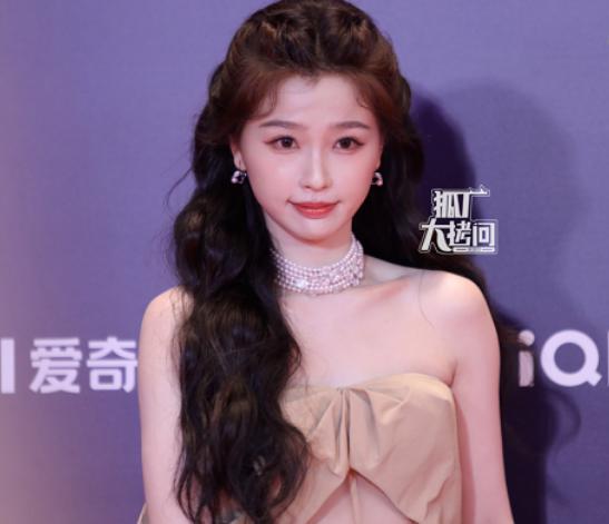 前天晚上，我们忍不住想和爱奇艺打一架