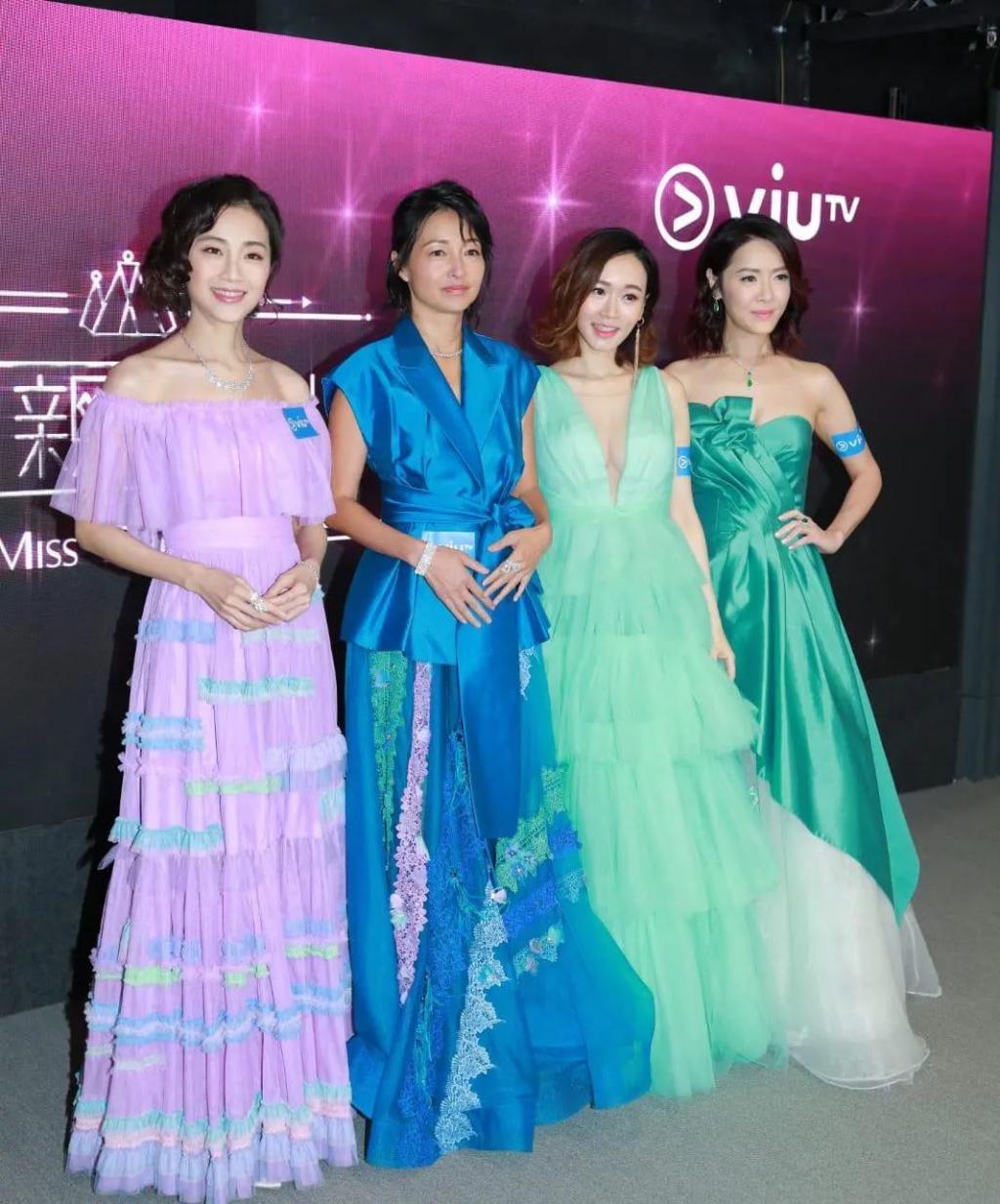 老成这样，却还是全网的白月光？