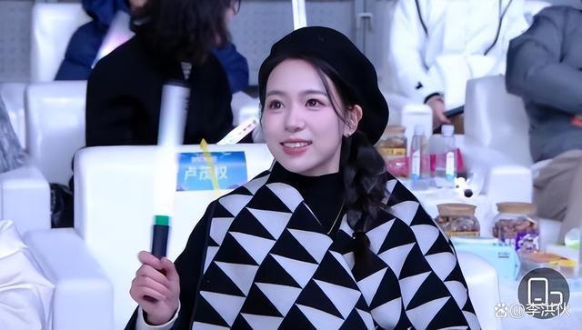 小杨哥赚大了，花3000万开演唱，三小时涨粉400万