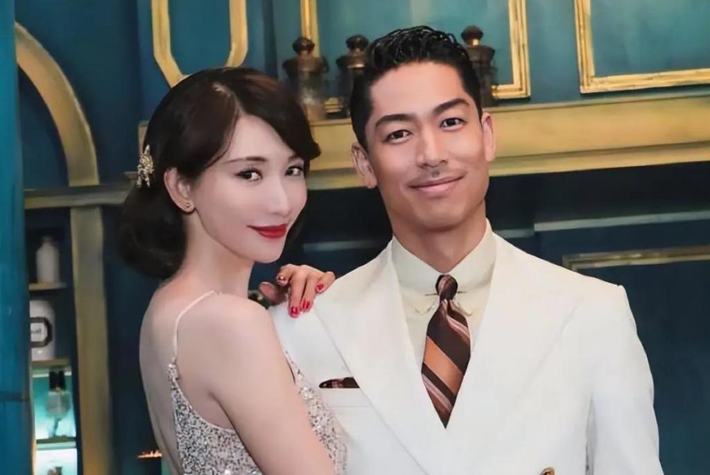 这一夜，林志玲打扮越来越像日本女人，女神形象幻灭