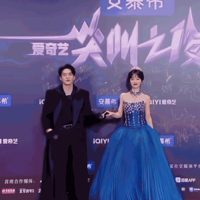 震惊！他俩终于公开了？