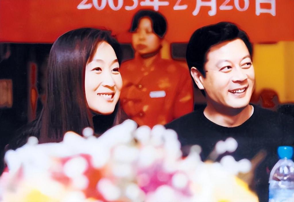 20年不吃米饭，与哥哥相约不结婚不生育，如今过得怎样