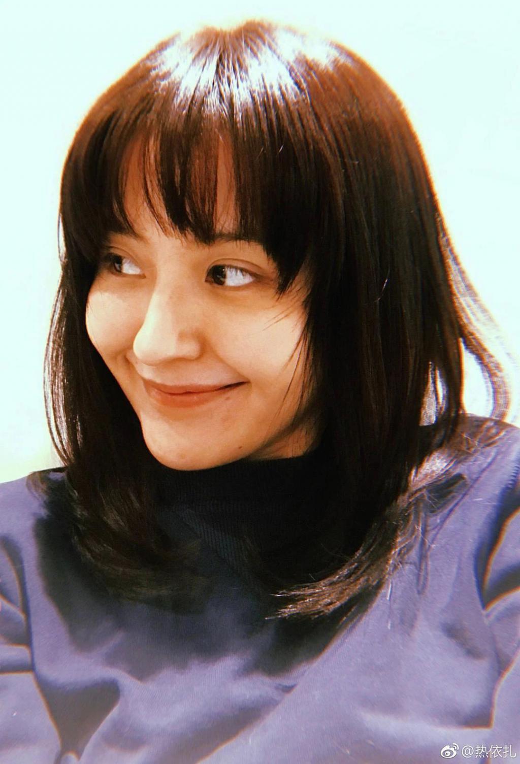 热依扎：隐婚生子，并不快乐
