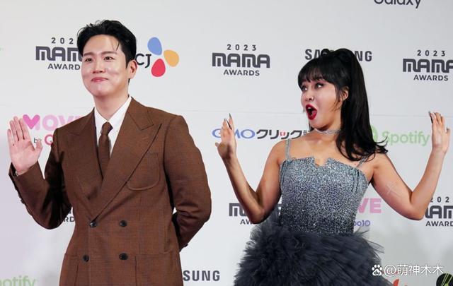 韩国MAMA红毯生图曝光！明星们油光满面整容痕迹明显