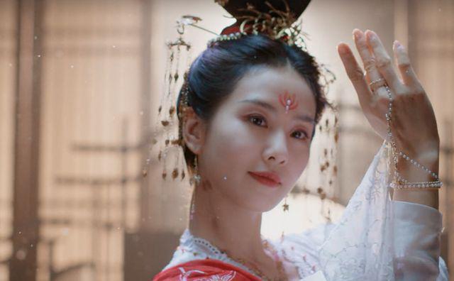 《一念关山》开播！刘诗诗打戏紧绷演技没进步