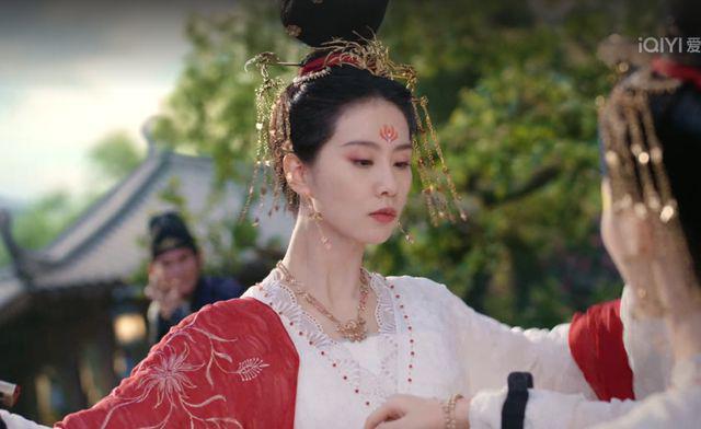 《一念关山》开播！刘诗诗打戏紧绷演技没进步