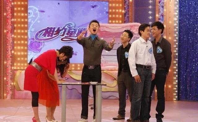 主持人程雷屡次被曝去世 本人晒照辟谣