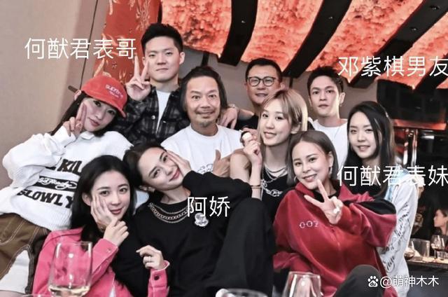潘玮柏婚礼细节：伴娘伴郎12位，巨资包场礼服品牌曝光