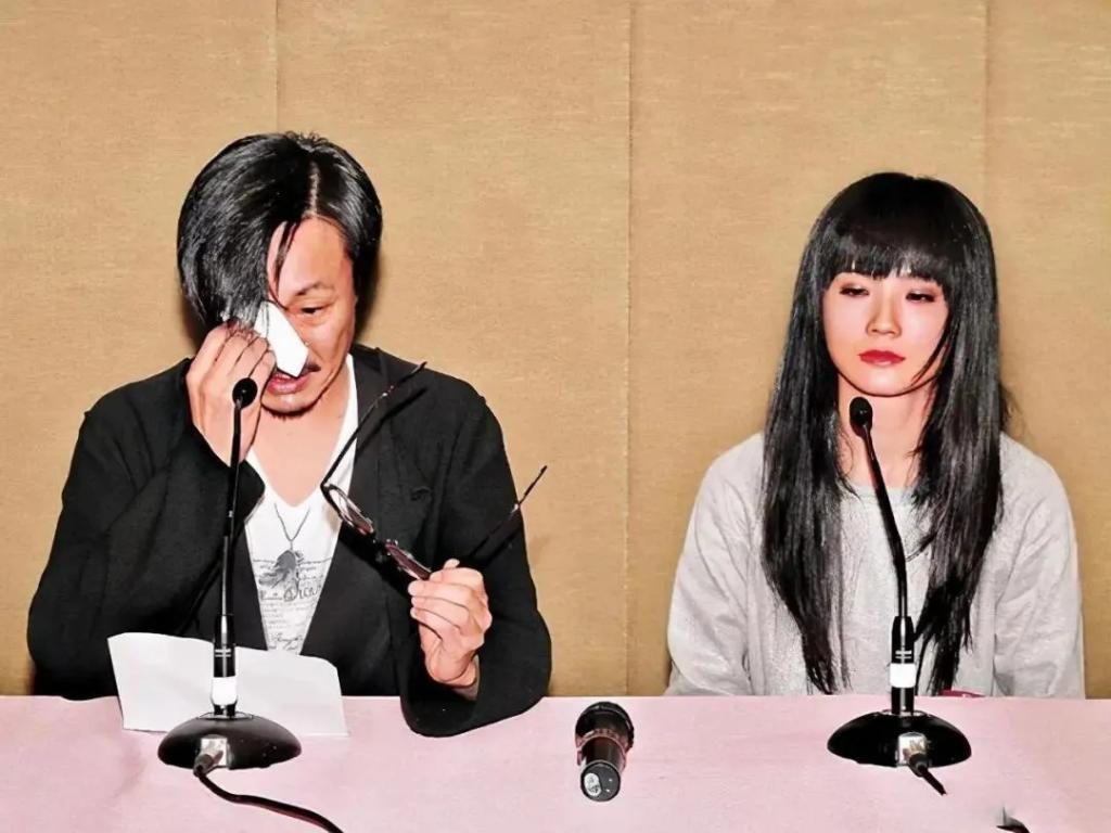 大瓜！突然离婚，瞒着所有人跟百亿太子结婚4年！