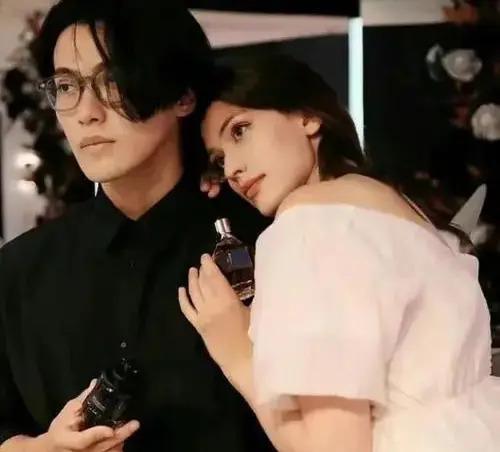 女顶流的老公生日当天死亡，网友：“太好了！”