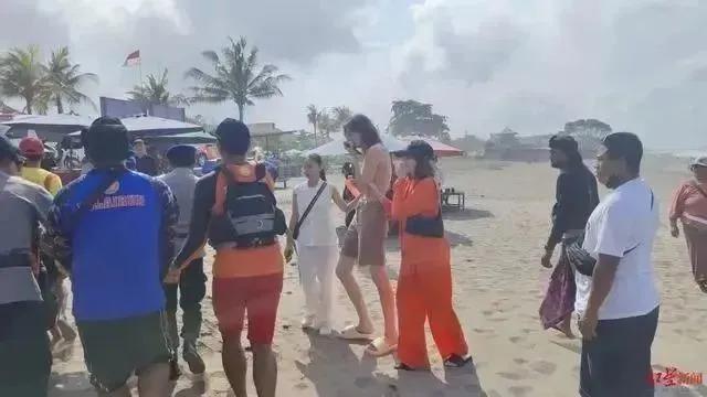 女顶流的老公生日当天死亡，网友：“太好了！”