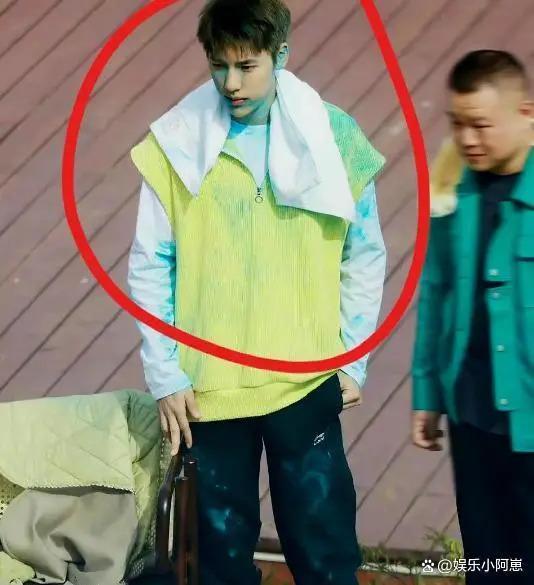 满脸科技和狠话！他们的变脸毁了一代人的记忆，看到毛宁我笑了