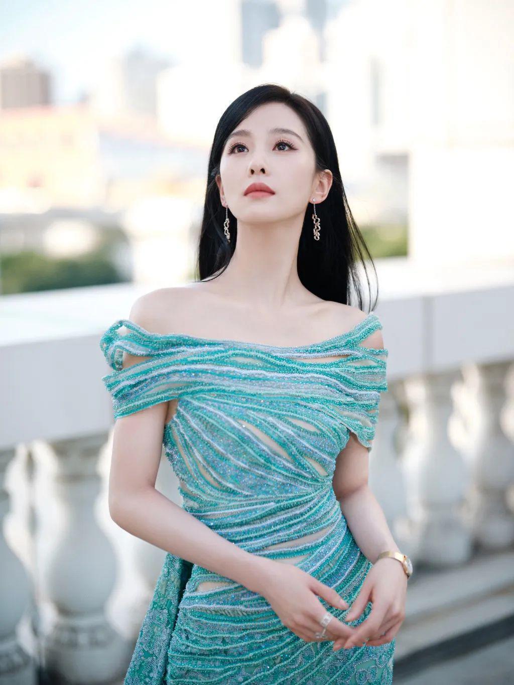 热度直接碾压，姐要飞升成大花了？
