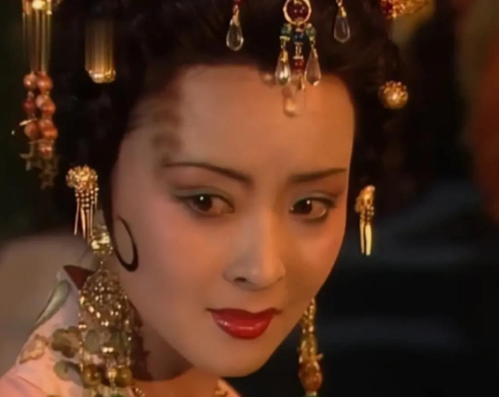 最美杨贵妃，一生无儿无女，回国第3天离世，无数人哭了