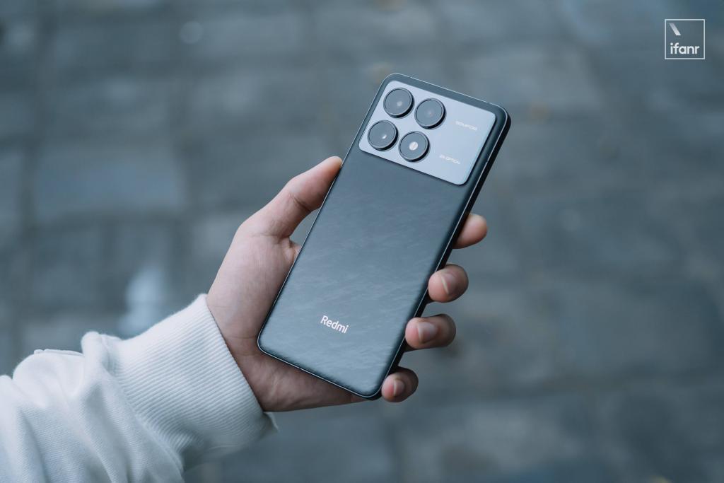 Redmi K70 系列体验：3499 元起售，性能依旧强劲，外观、拍照和充电都有大升级