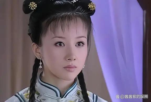 被整容毁了的14位女星，出道时貌美如花，如今灵气全无
